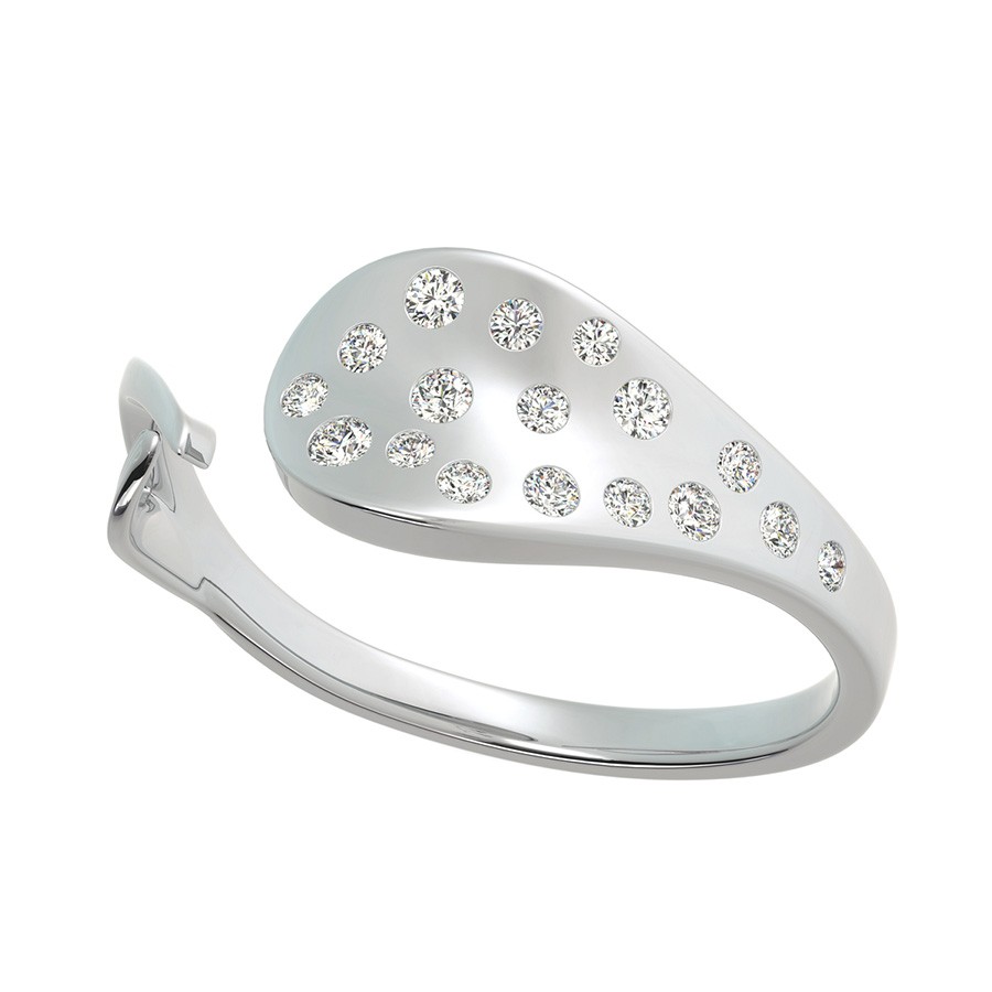 Celone Fasion Ring With Bezel Set Stones